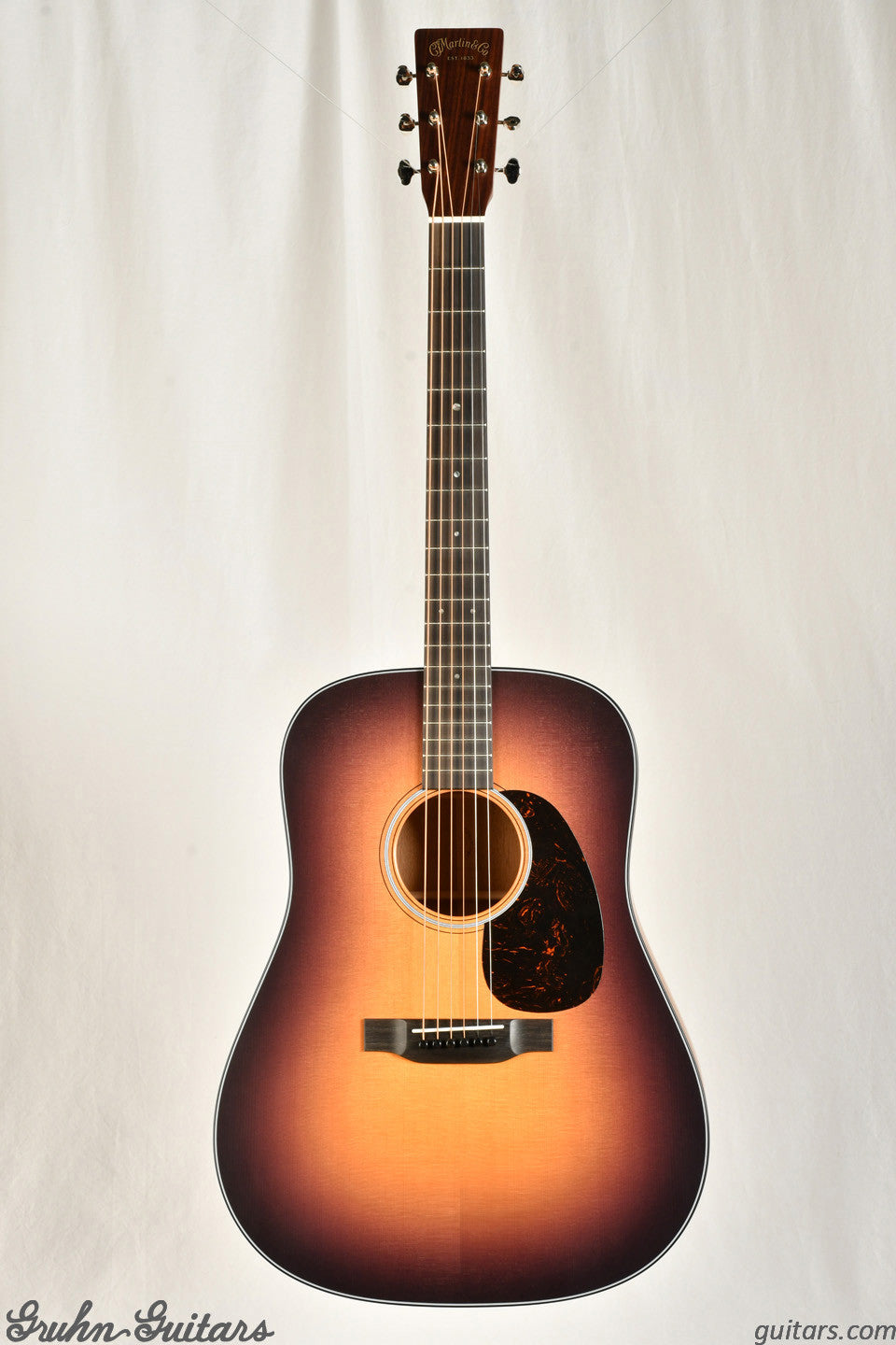 Martin D-18 Satin - Burst New AA13554
