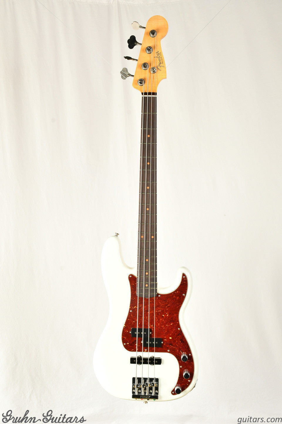 Fender Custom Shop 64 P-Bass CC - Olympic White 2023 BF3381