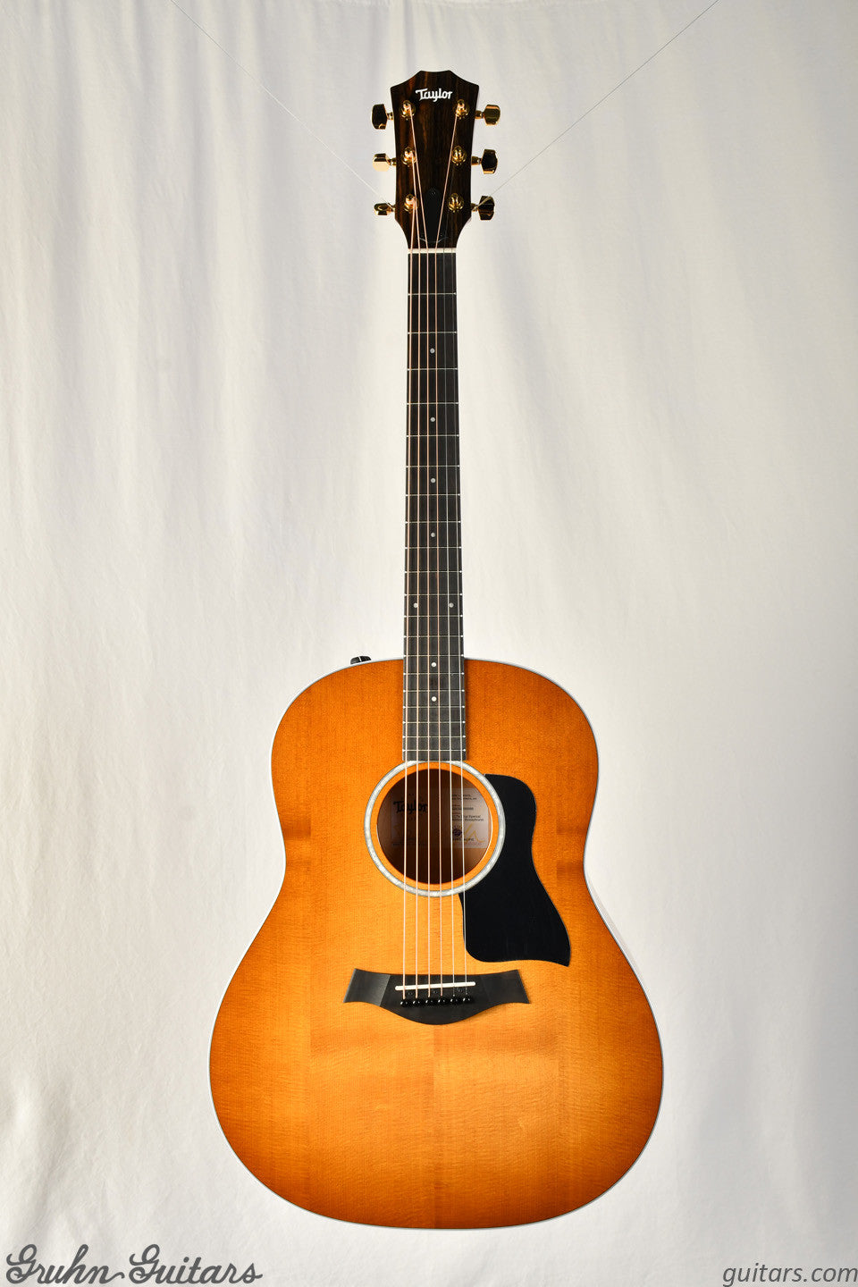 Taylor 217e Plus Special Edition - Honeyburst New AT8023