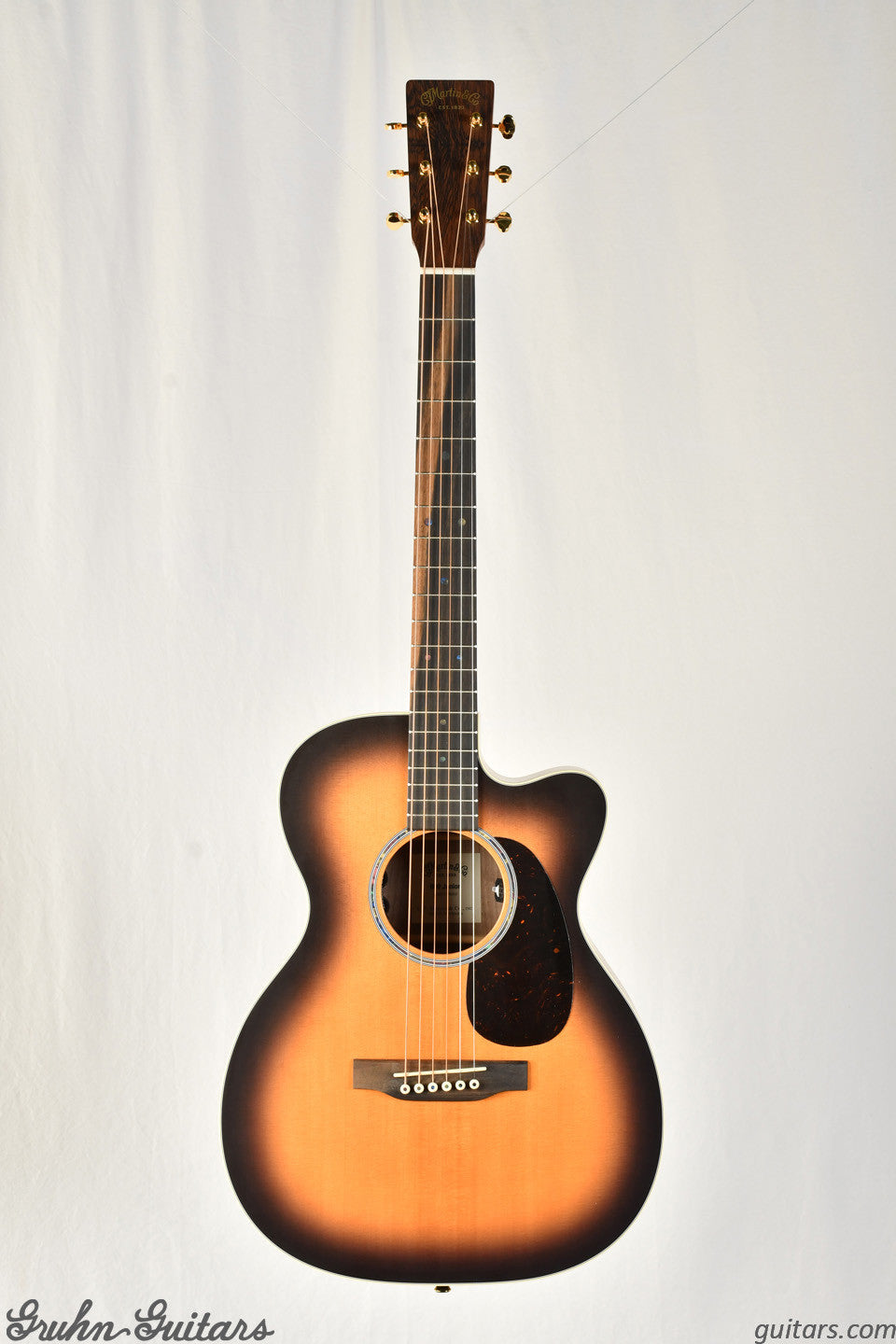 Martin 000C Jr-E Walnut Burst New AB14087