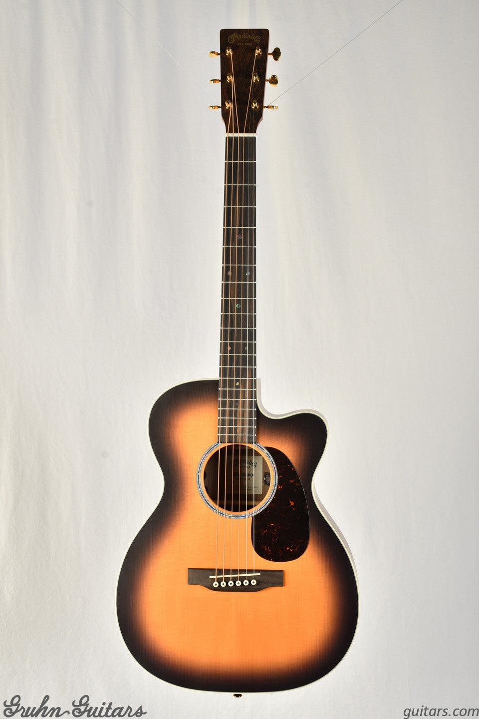 Martin 000C Jr-E Walnut Burst New AB14109
