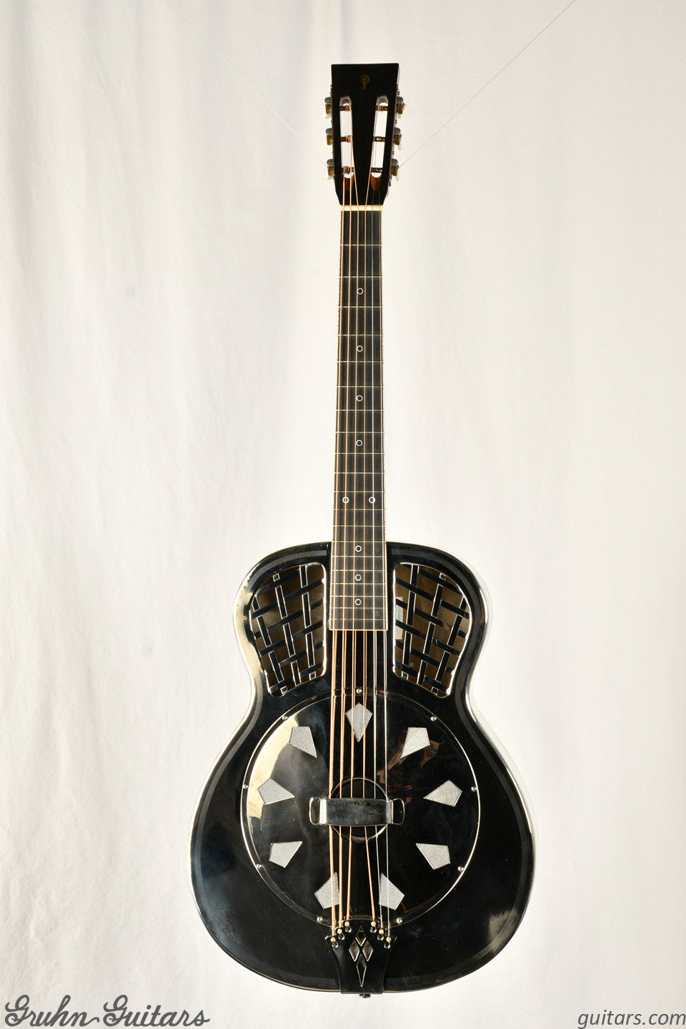 R. E. Phillips roundneck resonator 2005 RG5486