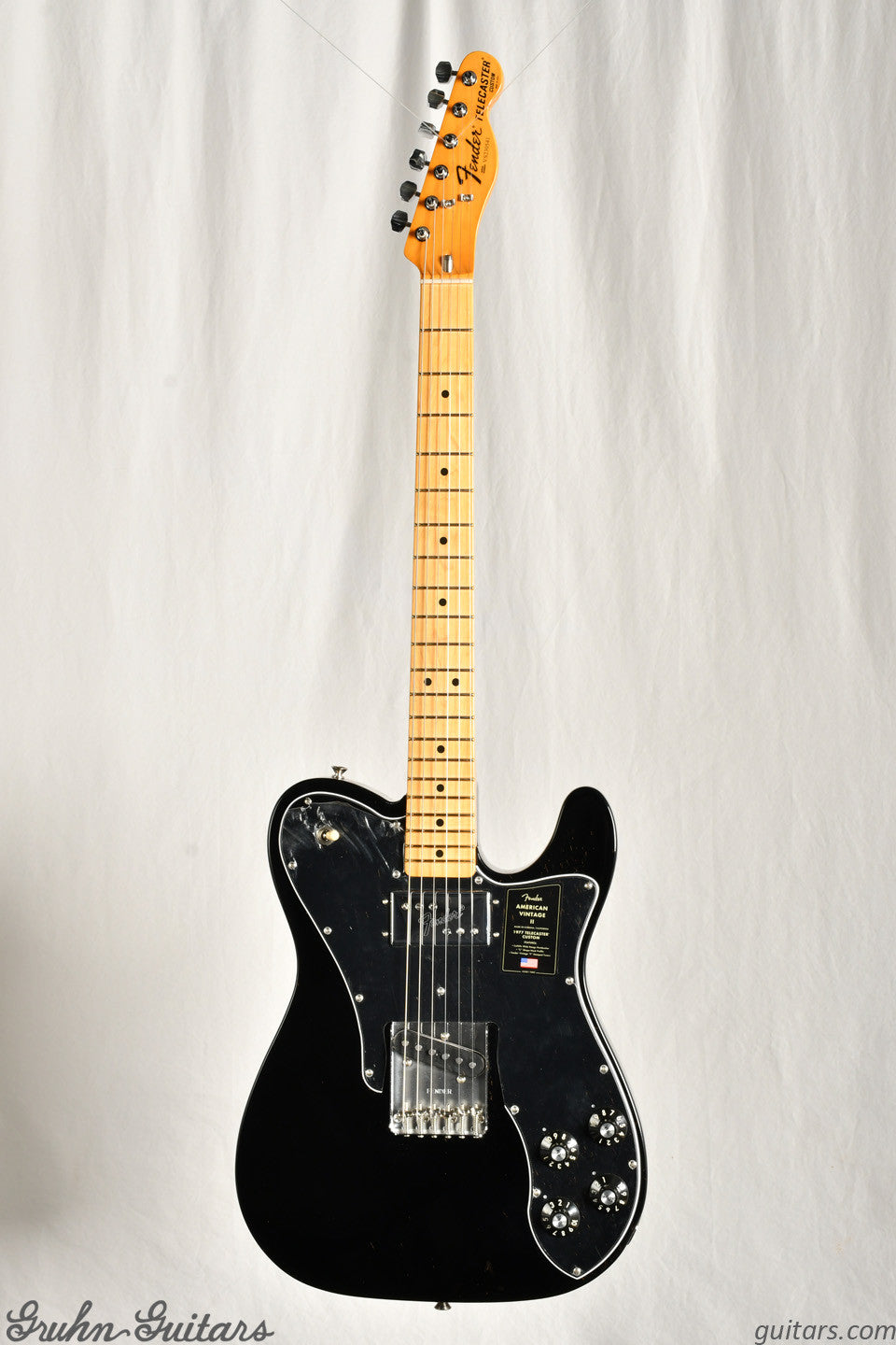 Fender American Vintage II 1977 Telecaster Custom Maple Fingerboard - Black  New EF10509