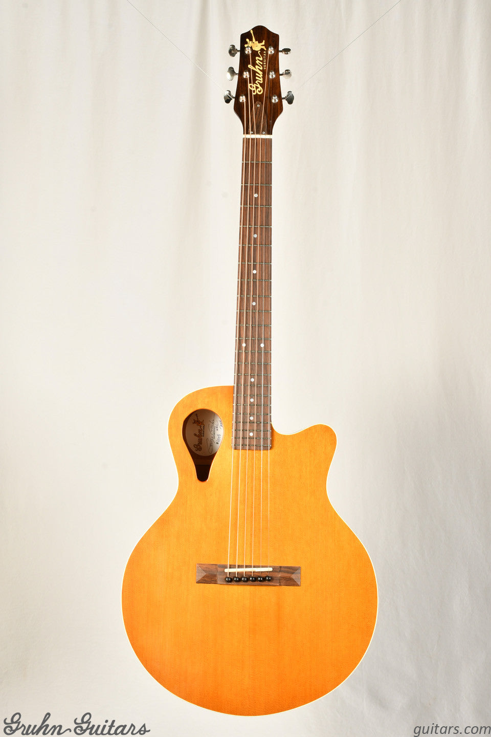 Gruhn New Gruhn Versitar Western Red Cedar / Mahogany New AM9576