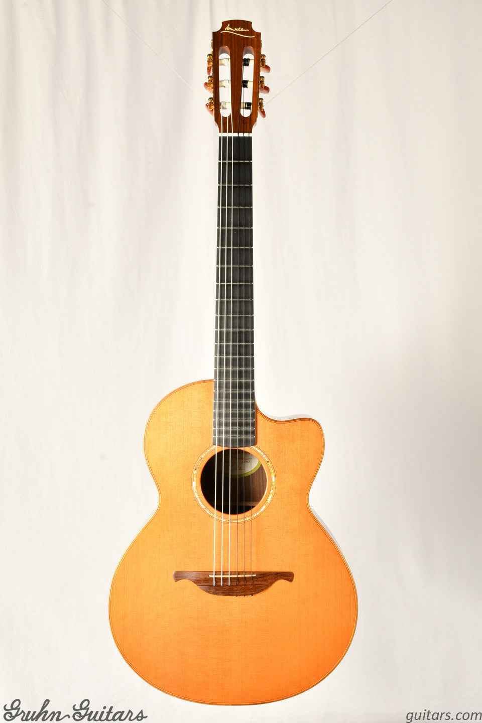 Lowden S25J (classical) recent AC2099