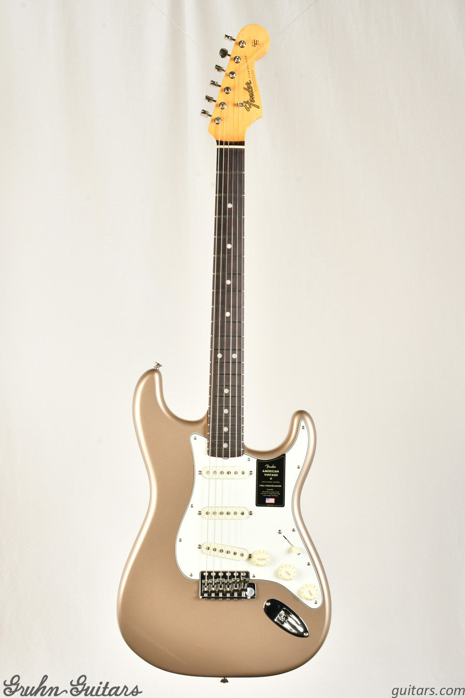 Fender American Vintage II 1965 Stratocaster - Shoreline Gold New EF10545