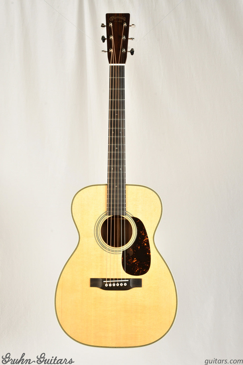 Martin 00-28 New AB13648