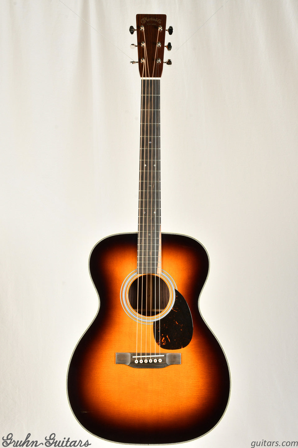 Martin OM-28 Sunburst New AB13694