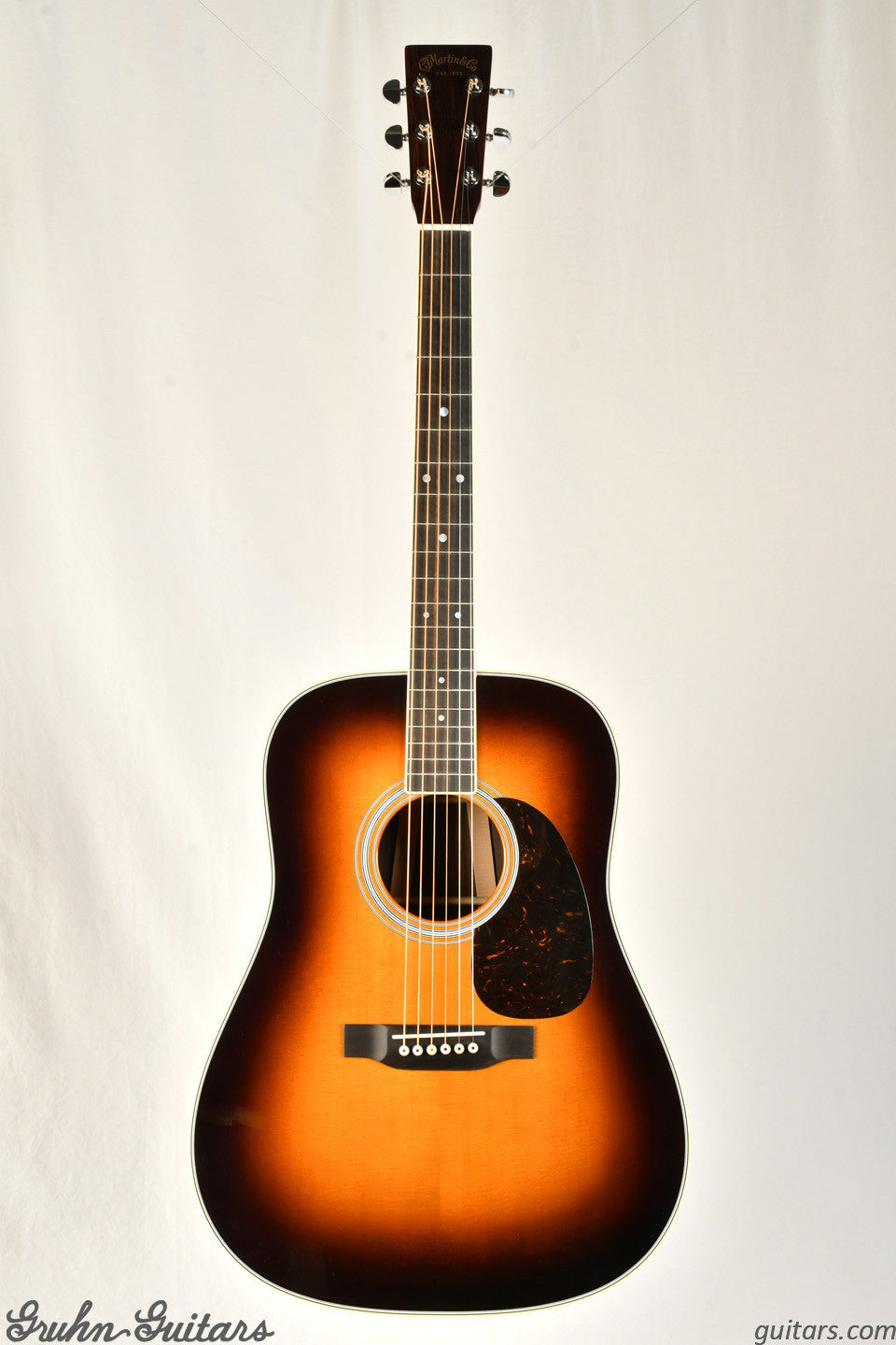 Martin D-35 Sunburst New AA13567