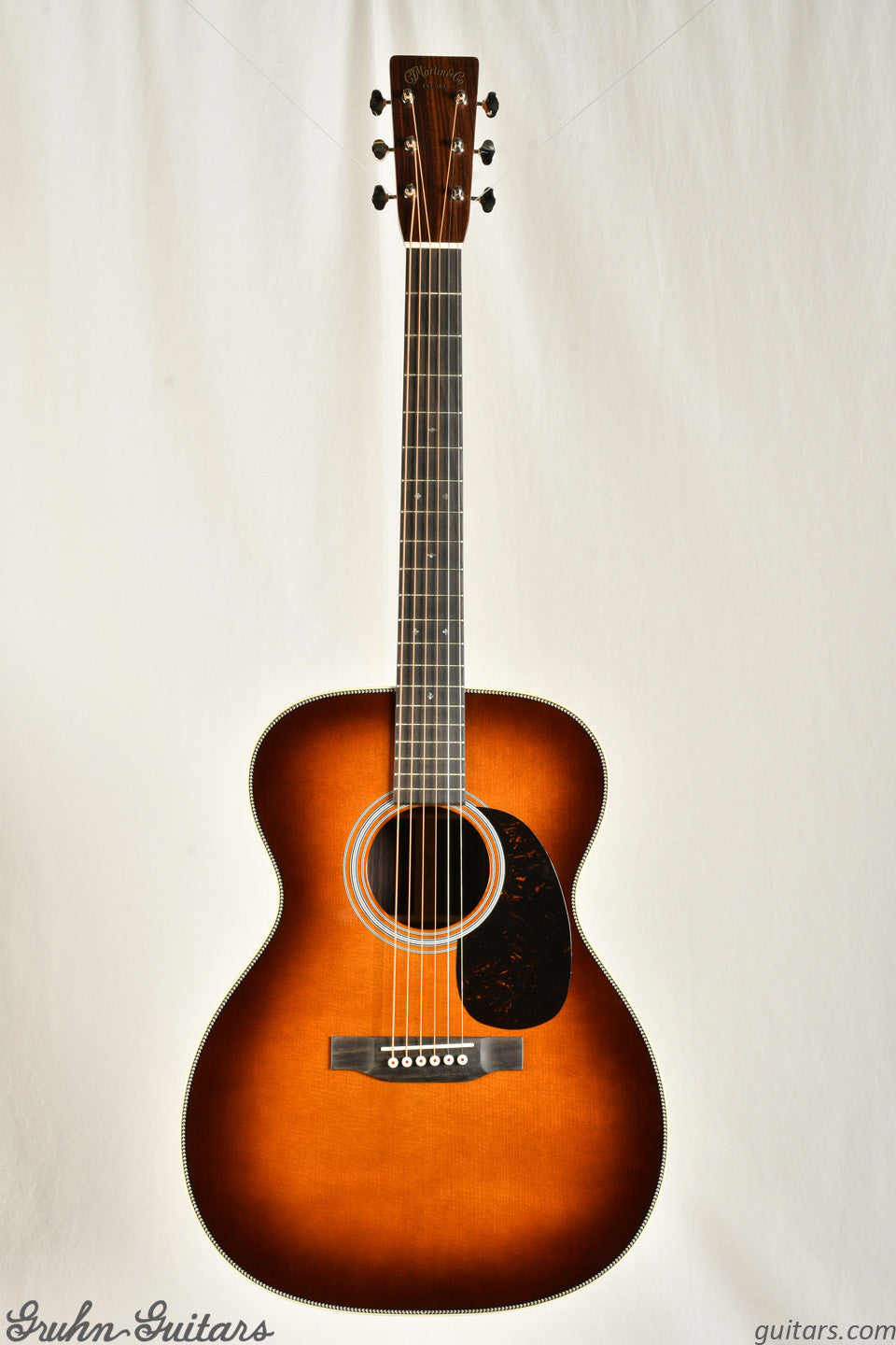 Martin 000-28 Ambertone New AB13751