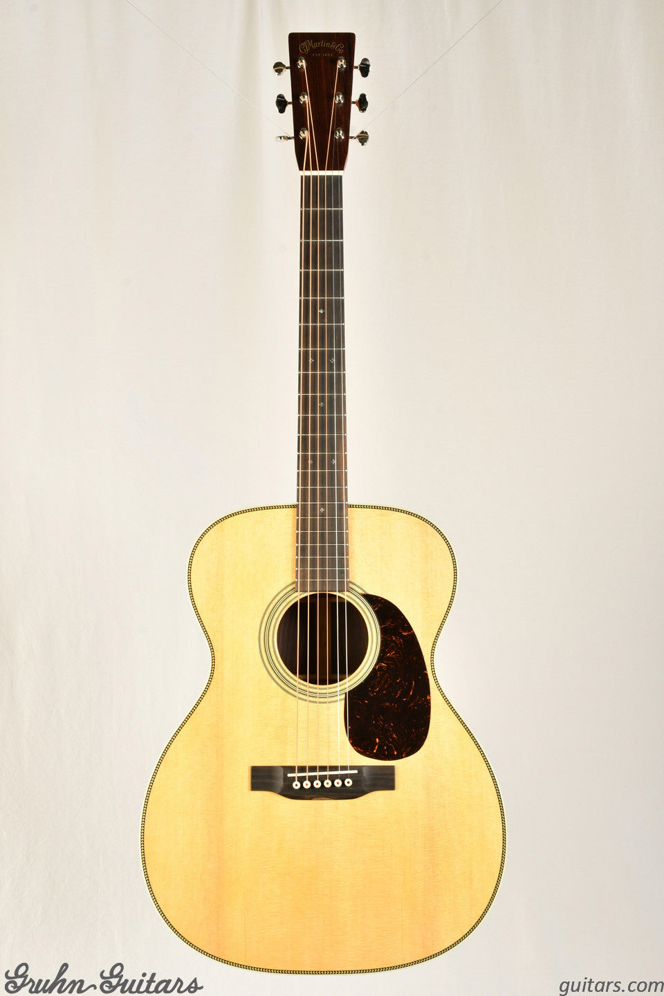 Martin 000-28 New AB13793
