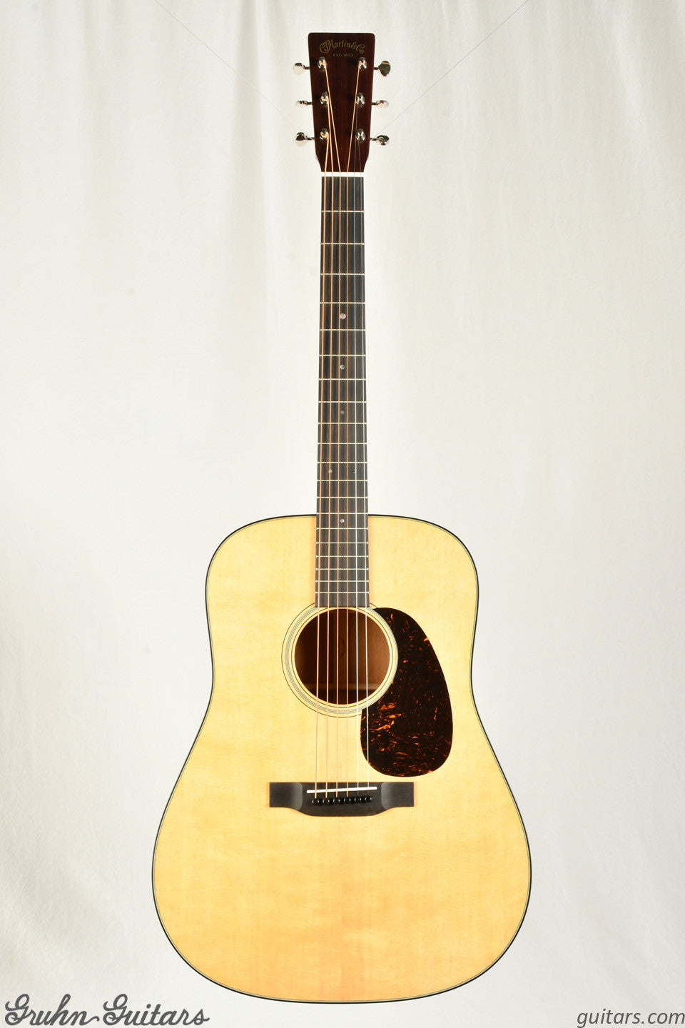 Martin D-18 Satin New AA13653