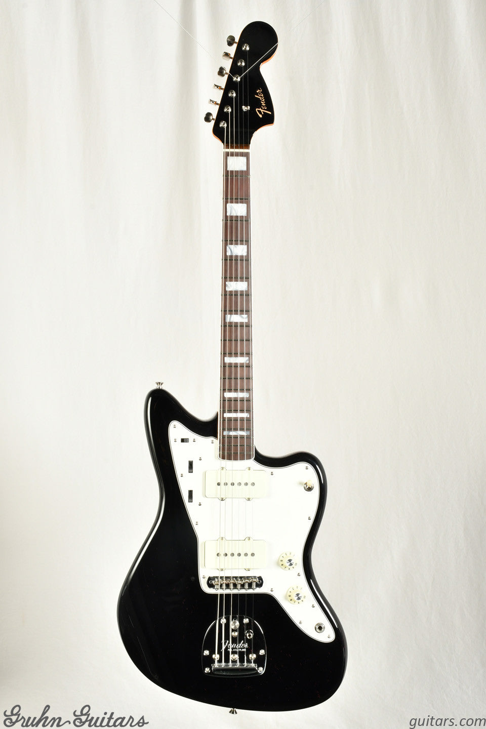 Fender Limited Edition American Vintage II 1966 Jazzmaster Rosewood Fingerboard - Black New EF10611