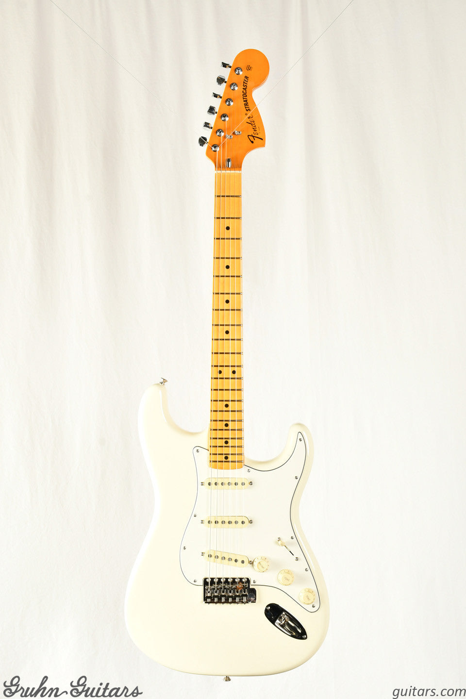 Fender Limited Edition American Vintage II 1973 Stratocaster Maple Fingerboard - Olympic White New EF10626