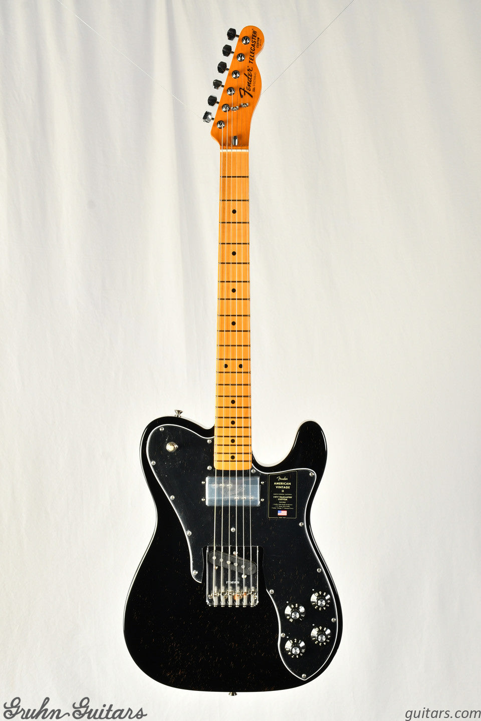 Fender American Vintage II 1977 Telecaster Custom Maple Fingerboard - Black  New EF10656