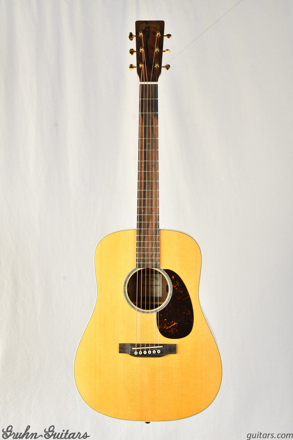 Martin D Jr-E Walnut New AA14008