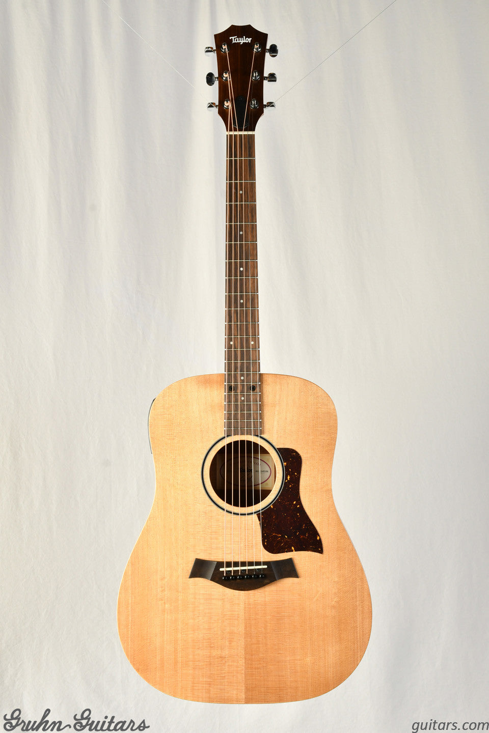 Taylor BBTe Walnut New AT8049