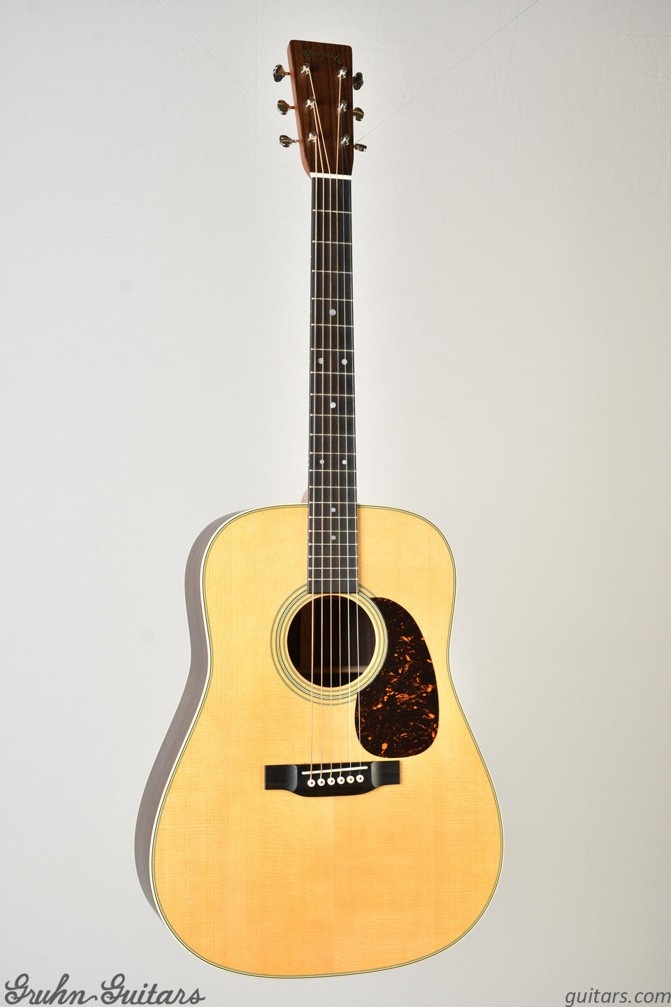 Martin D-28 Satin New AA13602